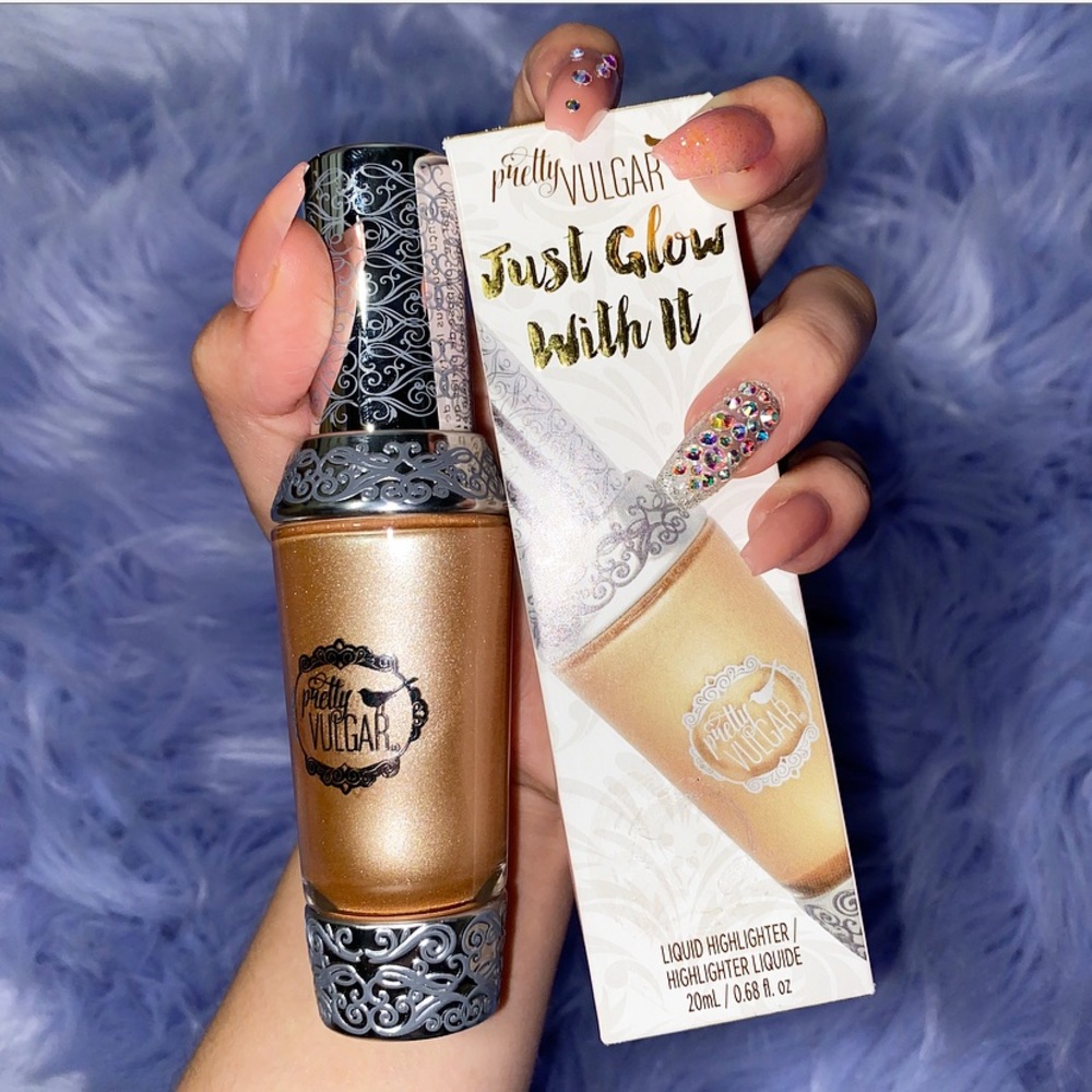 Pretty Vulgar Highlighter In All Day Rose